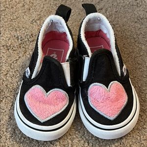 Toddler girls black Vans with pink heart